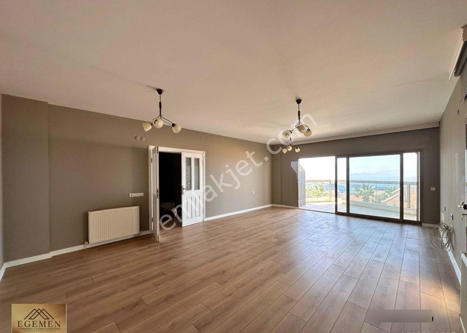 Kuşadası'nda Satılık Ful Deniz Manzaralı Masrafsız Daire - Görsel 21