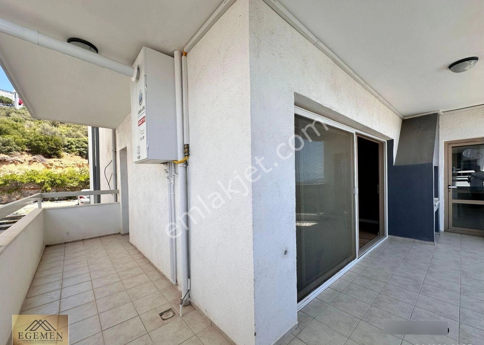 Kuşadası'nda Satılık Ful Deniz Manzaralı Masrafsız Daire - Görsel 20