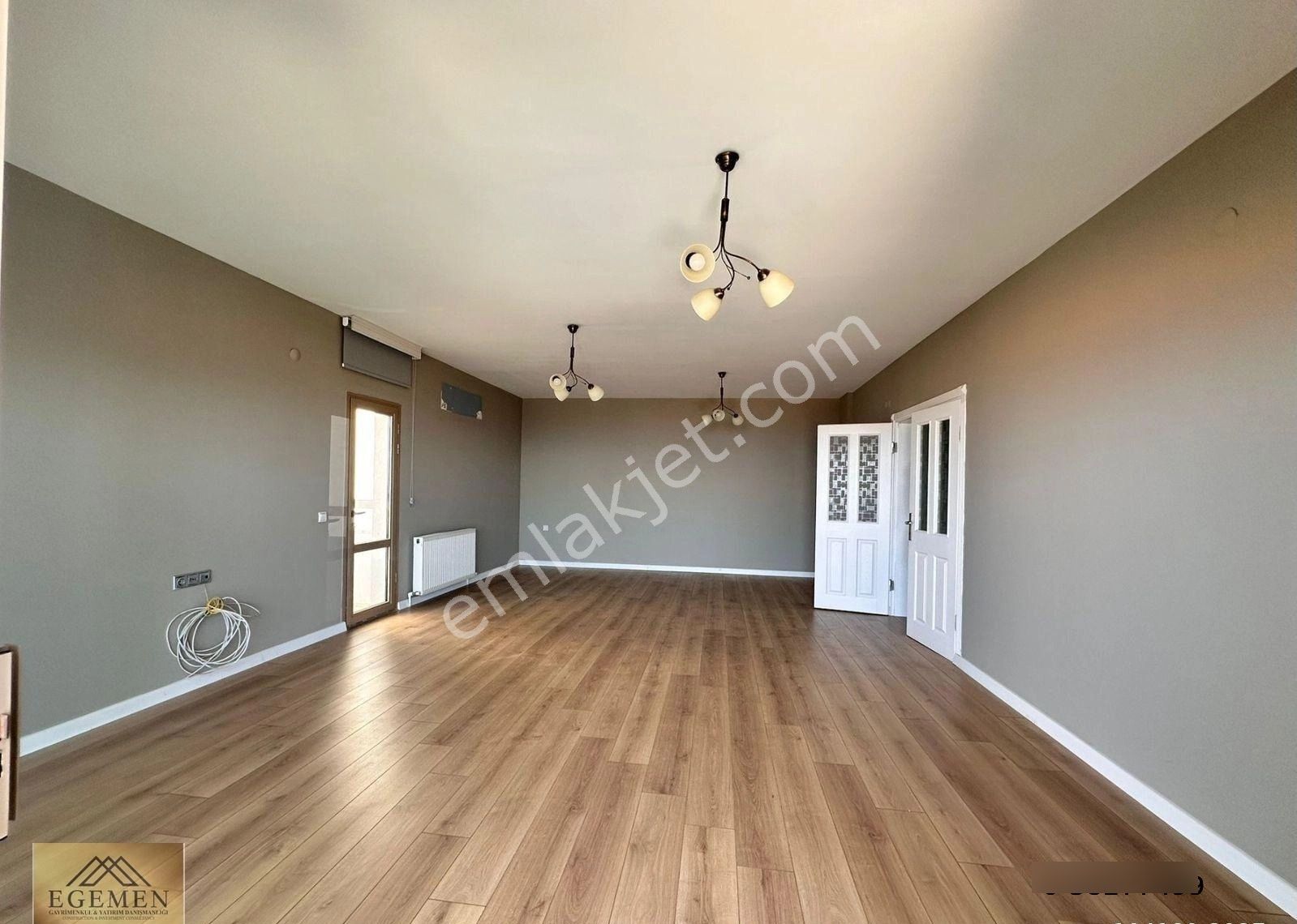 Kuşadası'nda Satılık Ful Deniz Manzaralı Masrafsız Daire - Görsel 14