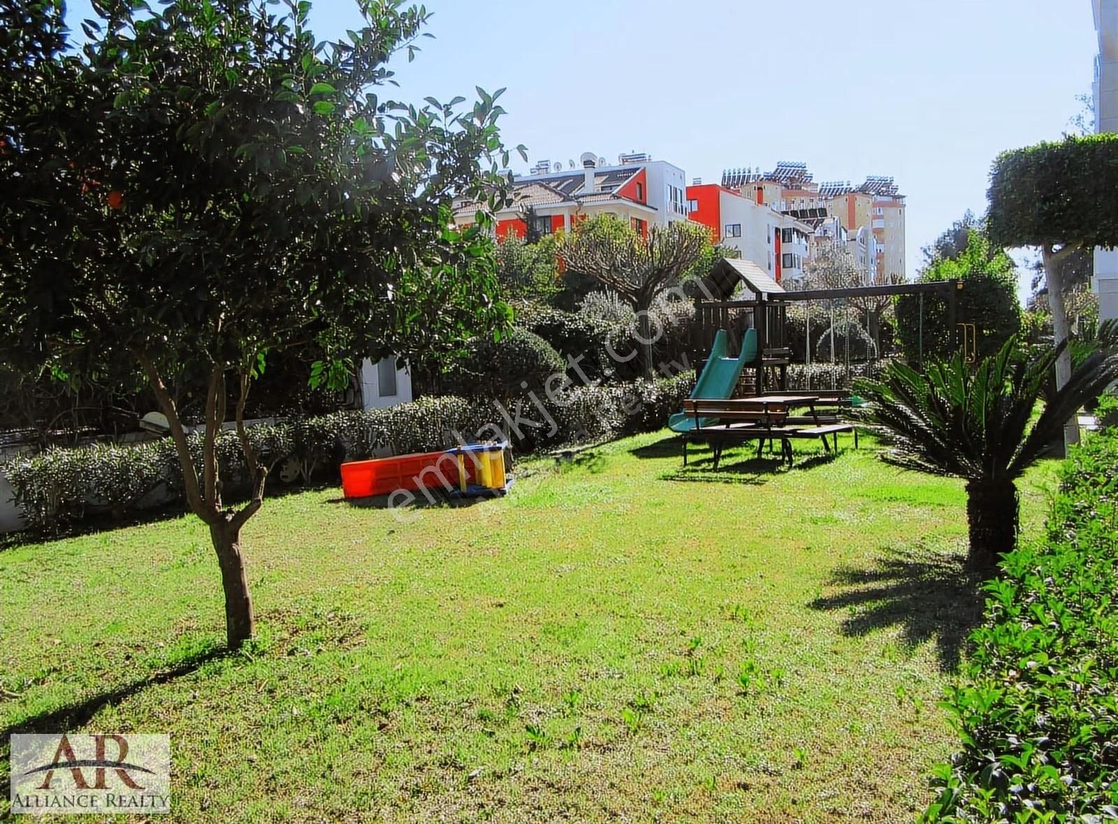 Uluç Mahallesi Olivium Sitesinde Site İçi, Güvenlikli 3+1 - Görsel 34