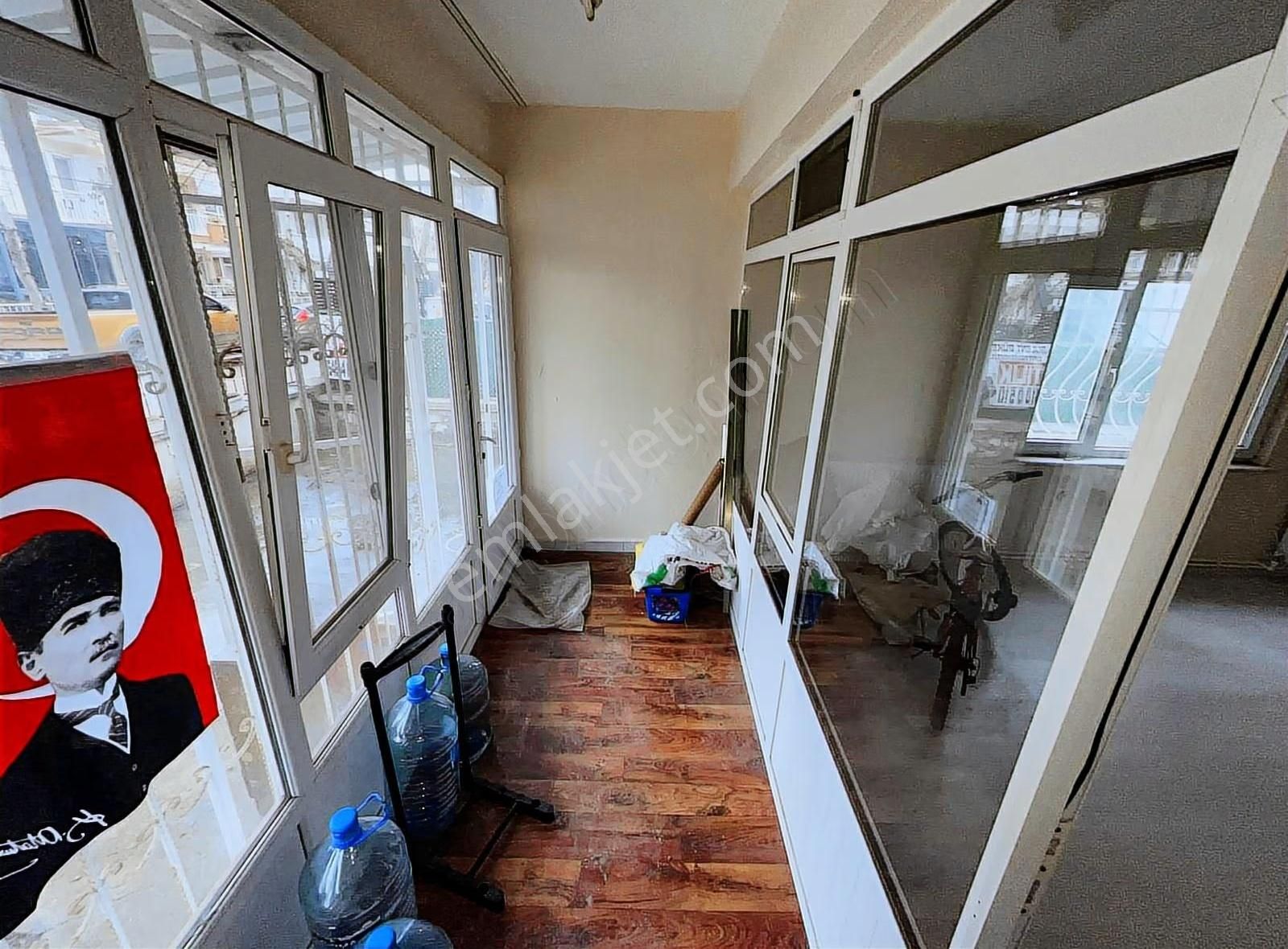 Akçay Köşemden Deniz E 70 Mt Çamlıyolda 2+1 Bahçe Katı - Görsel 22