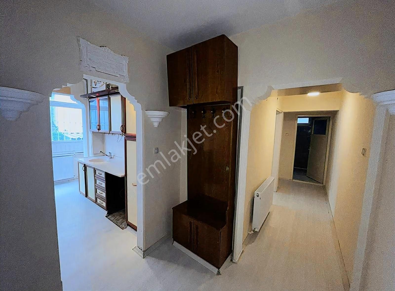 Akçay Köşemden Deniz E 70 Mt Çamlıyolda 2+1 Bahçe Katı - Görsel 31