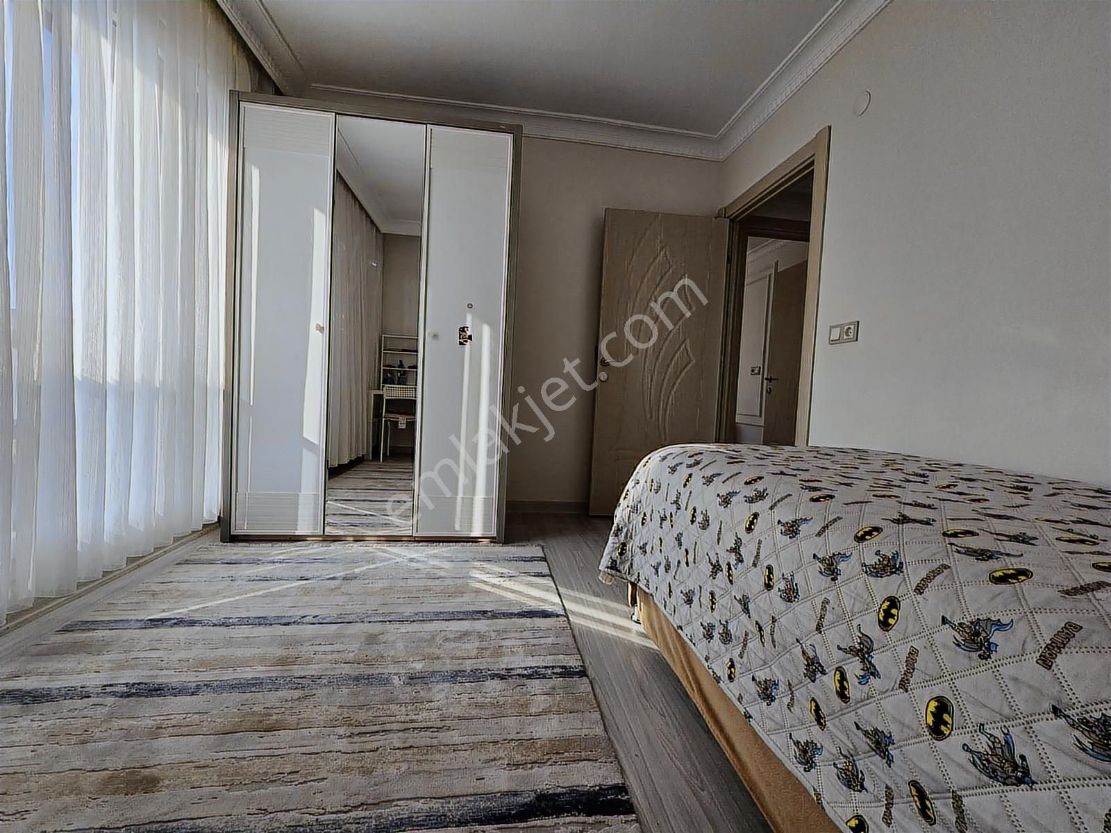 Güvercintepede Meydanda Satılık 4+2 Düblex Daire - Görsel 8