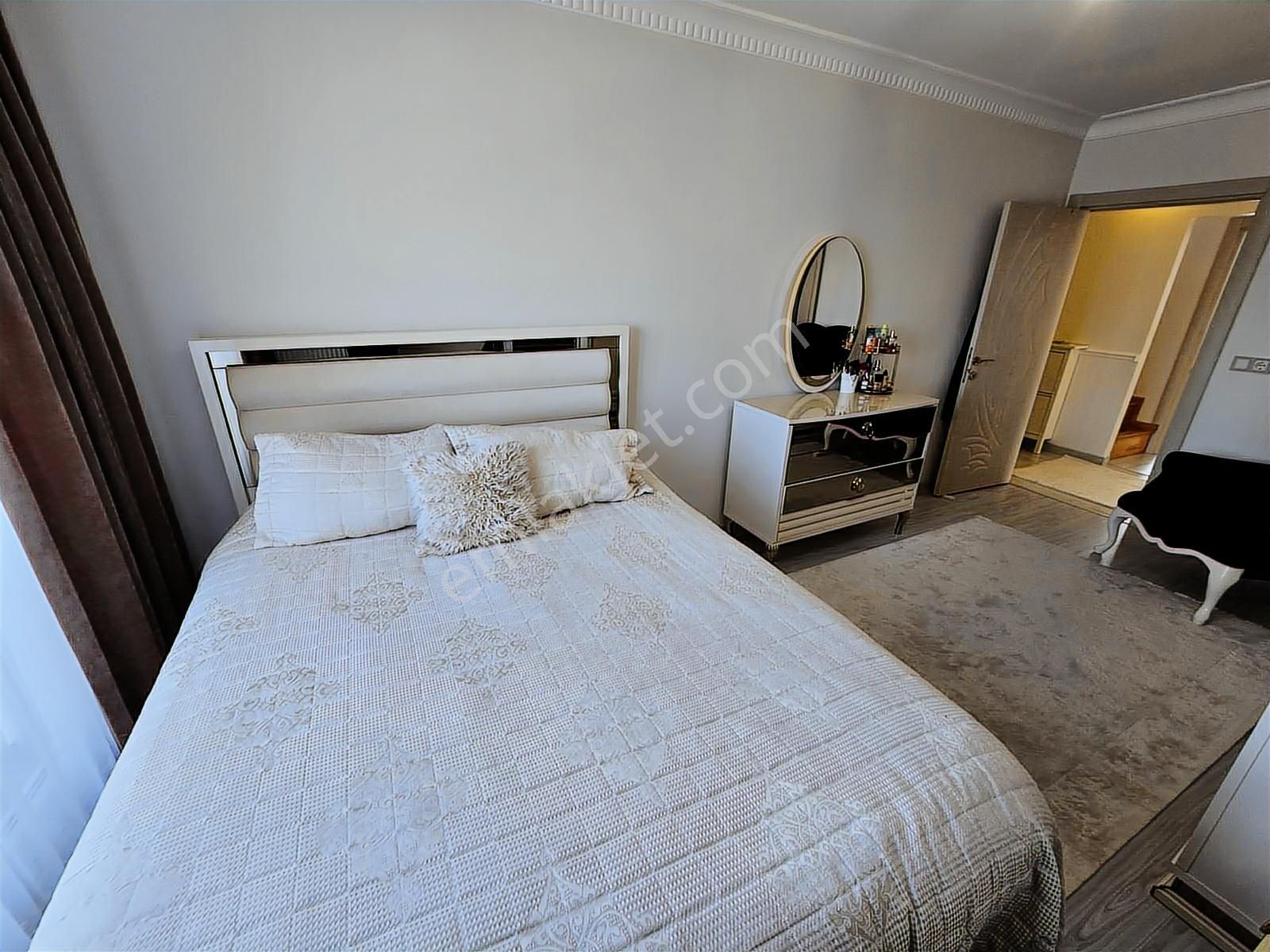 Güvercintepede Meydanda Satılık 4+2 Düblex Daire - Görsel 12