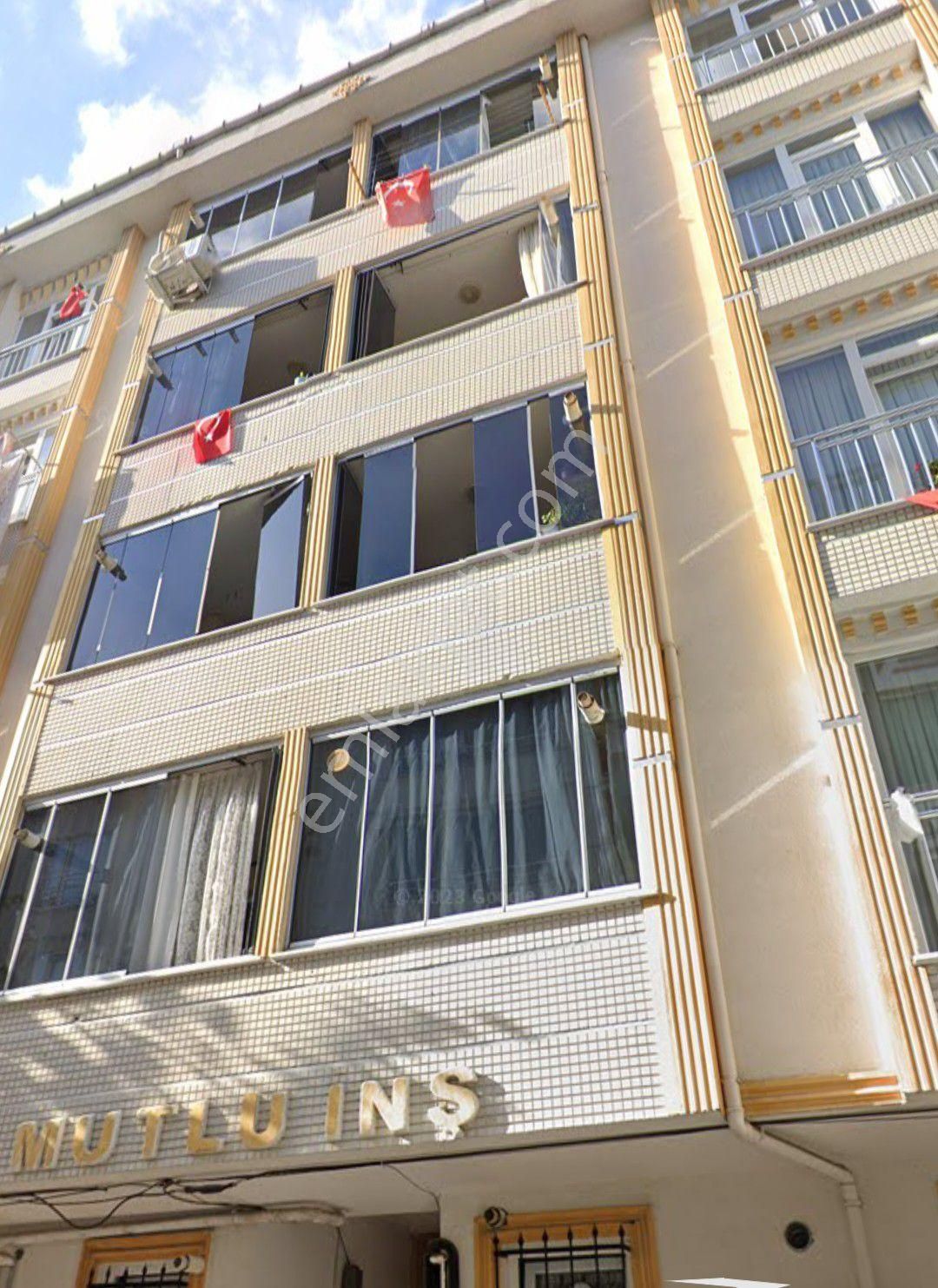 Akbatı Avm Yakını , Bahçeşehir'e Komşu Yatırımlık Ev