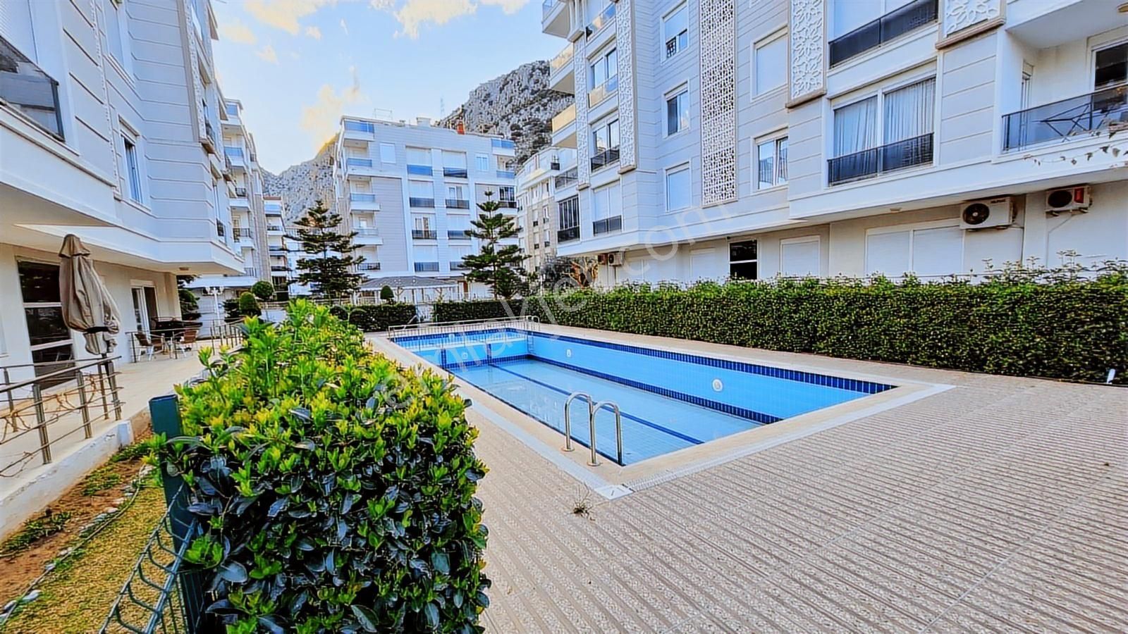 Turyap Evşen'den 1+1 Geniş G D Cepheli Luks