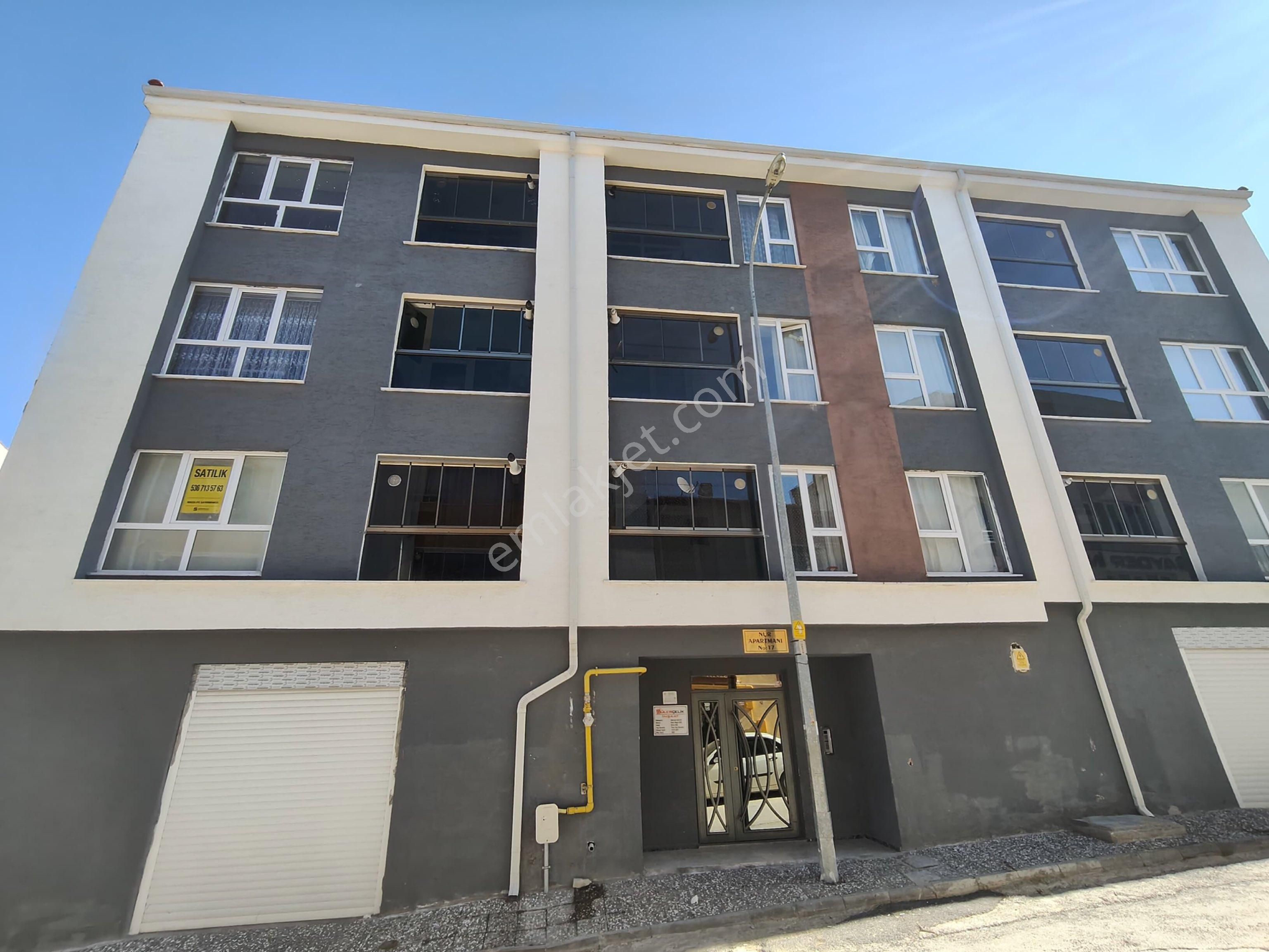 71 Evler'de Asansörlü,kullanışlı, 2+1 Satılık Daire