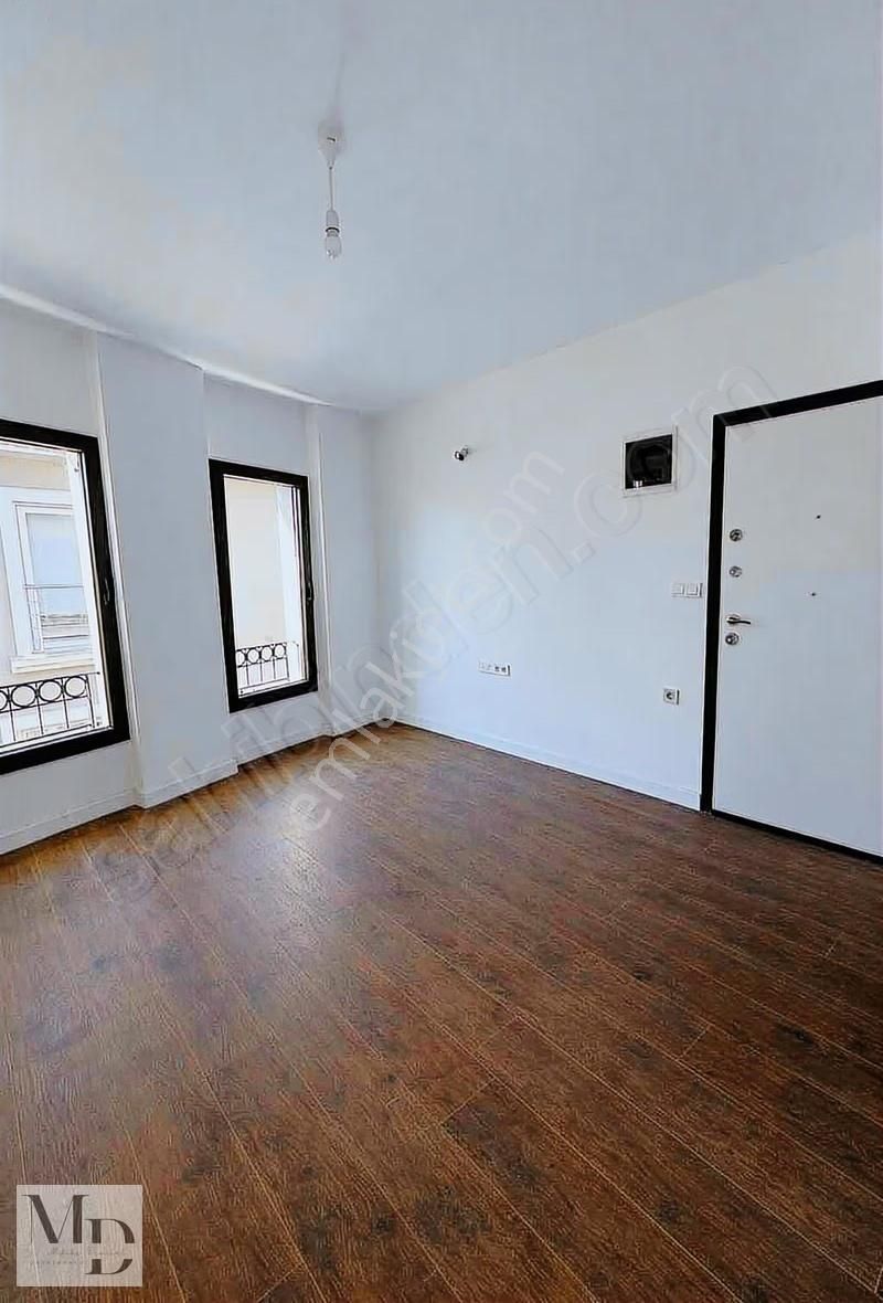 Çeşme Çarşı Merkezinde, Depolu, Sıfır Yapı 1+1 Satılık Daire - Görsel 7