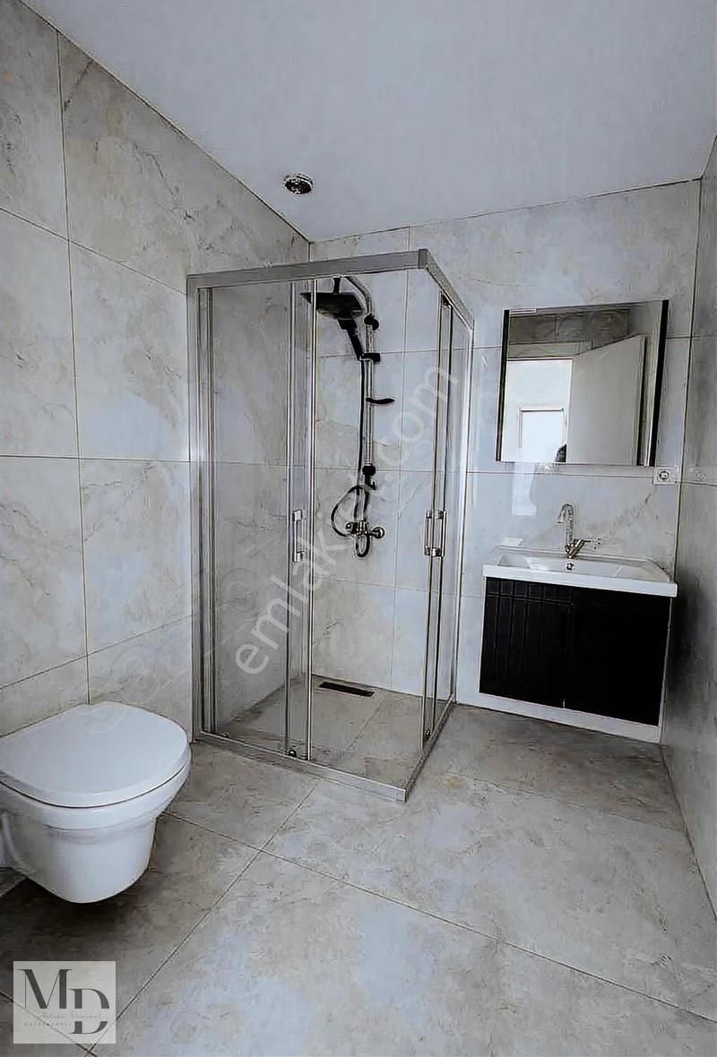 Çeşme Çarşı Merkezinde, Depolu, Sıfır Yapı 1+1 Satılık Daire - Görsel 8