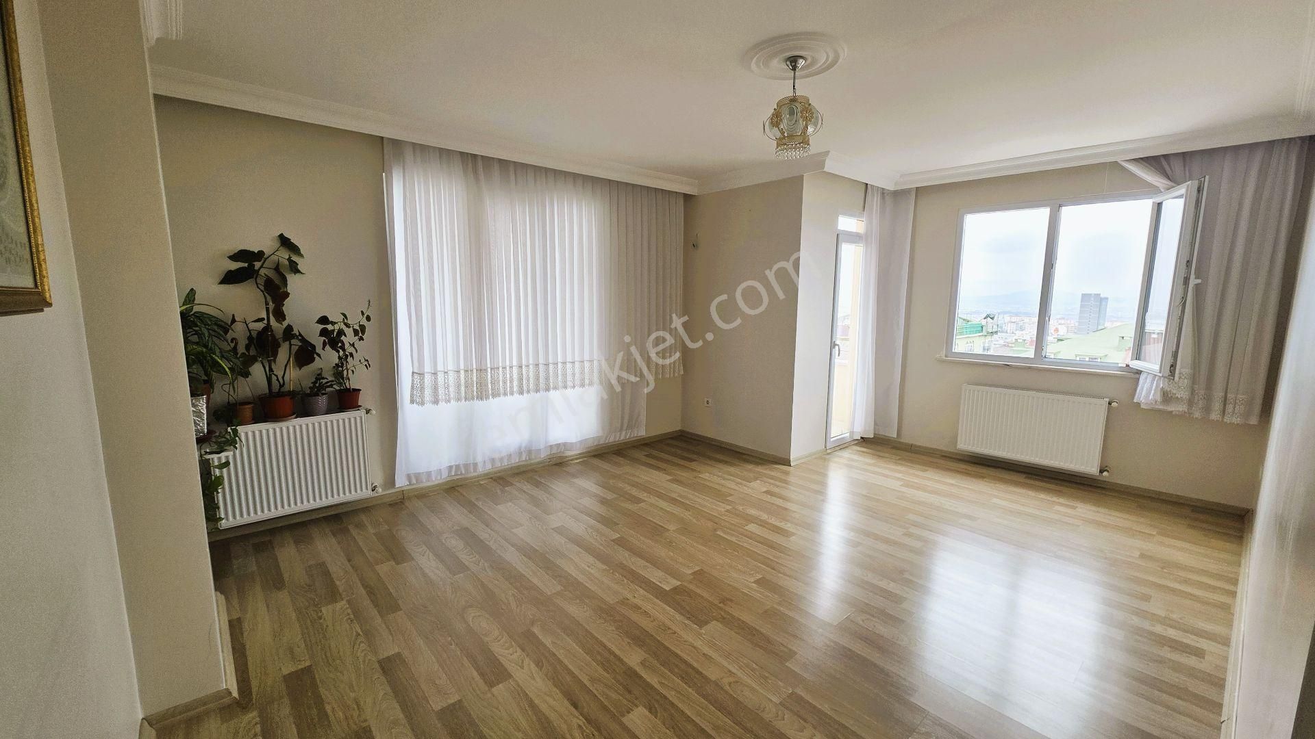 Doğan Emlak 'tan Ortadağda Kiralık Manzaralı 3+1 Arakat Daire - Görsel 2