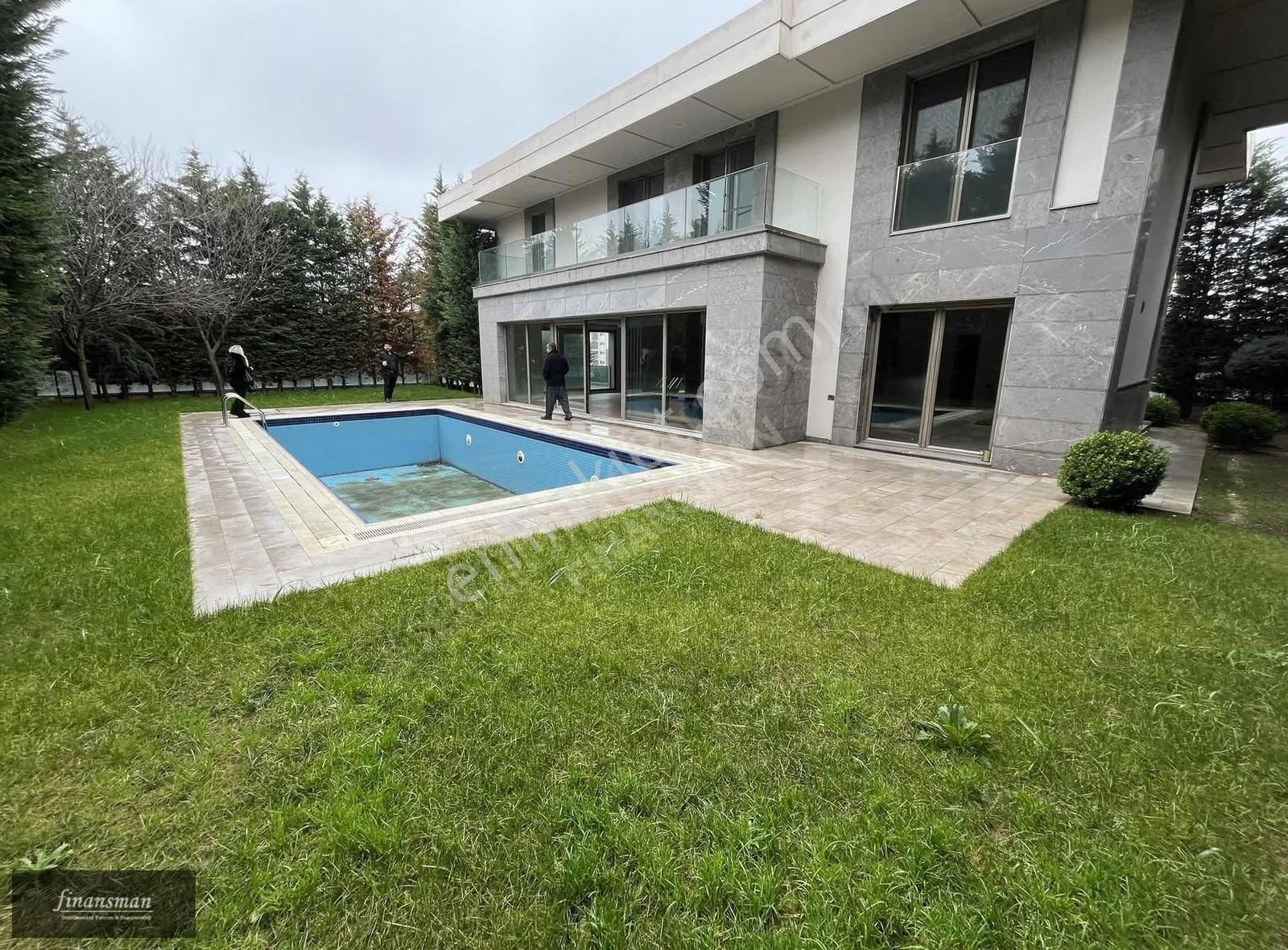 Yonca Park Villaları.. Müstakil Havuzlu.. Asansörlü..trıplex 8+1