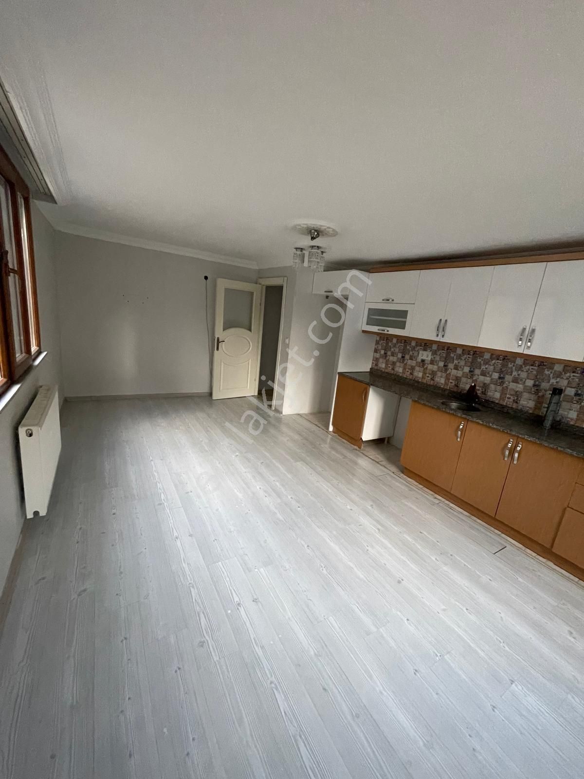 Koru Emlaktan Kiralık 2+1 Fsm Okuluna Cephe Fırsat Daire - Görsel 24