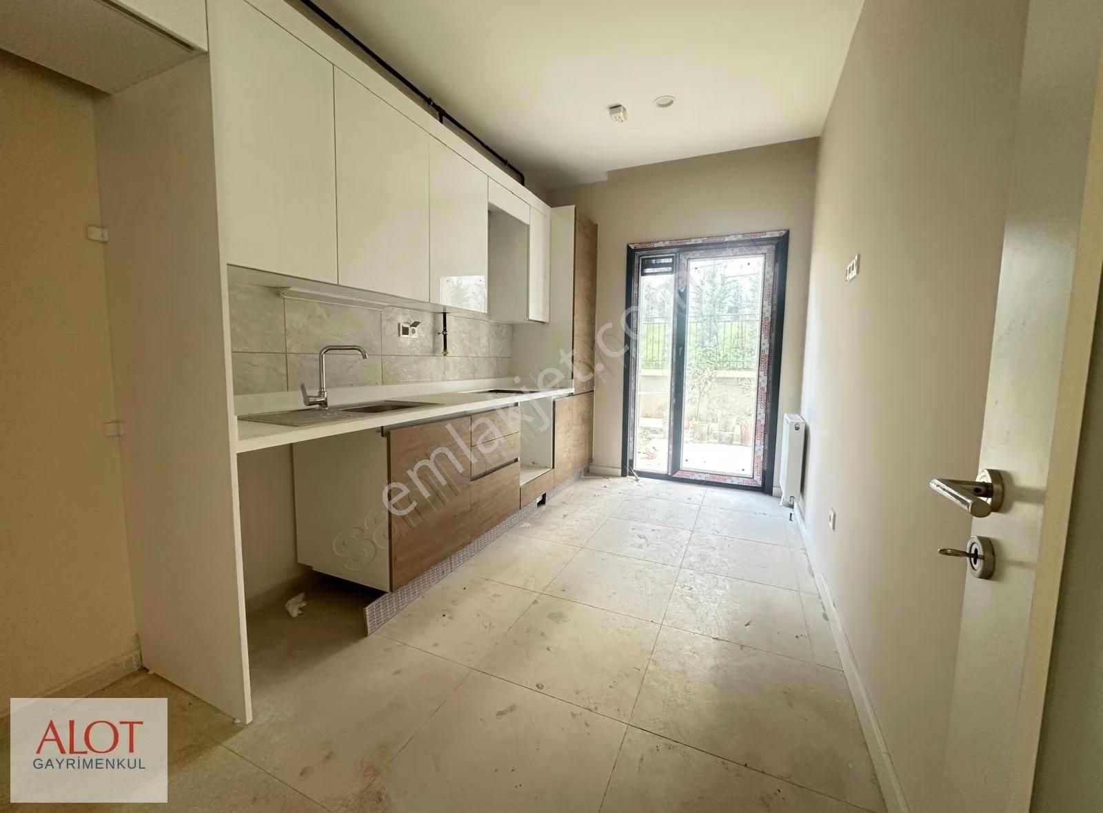 Üsküdar Kirazlıtepe Toki Konakları Bahçe Katı 2+1 - Görsel 16