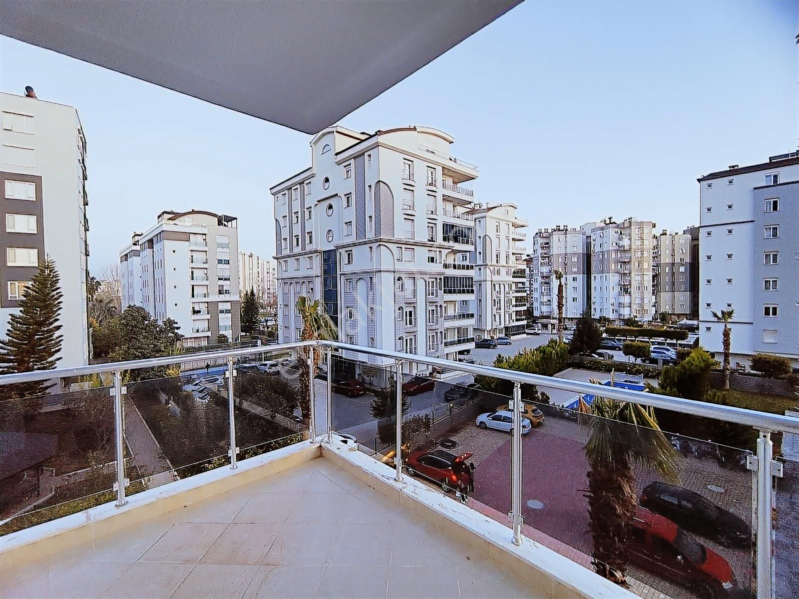 Antalya Güzeloluk'ta Ebeveyn Banyolu Ara Kat 3+1 Satılık Daire - Görsel 4