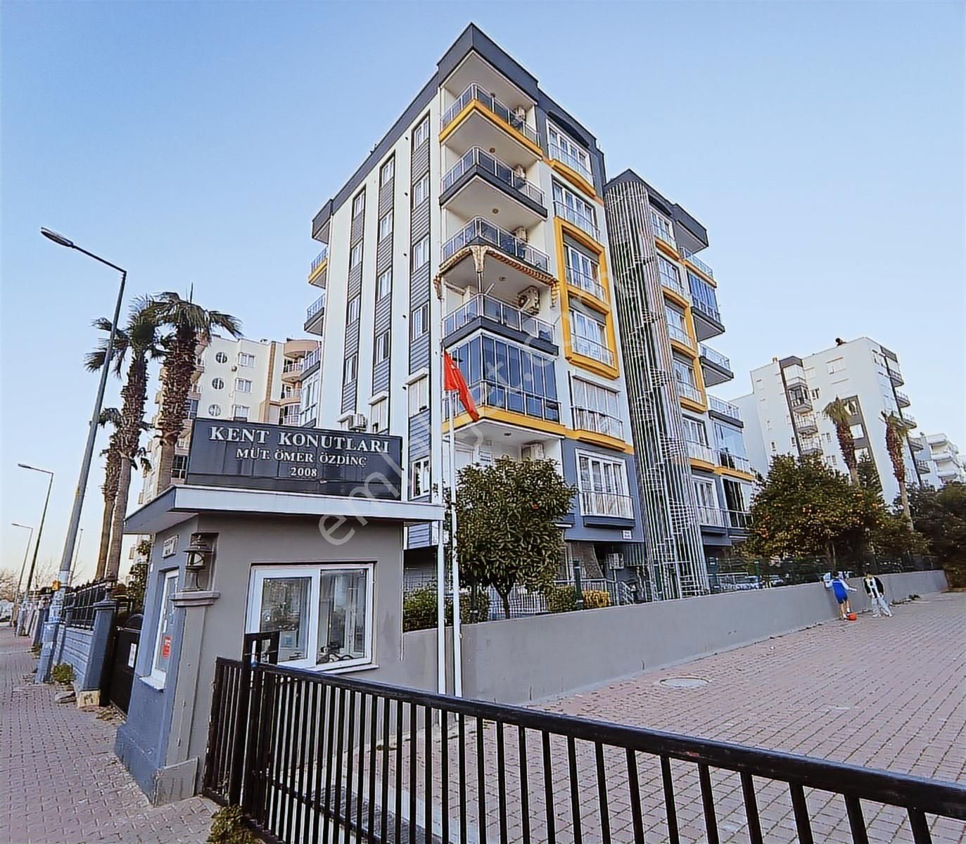 Antalya Güzeloluk'ta Ebeveyn Banyolu Ara Kat 3+1 Satılık Daire - Görsel 12