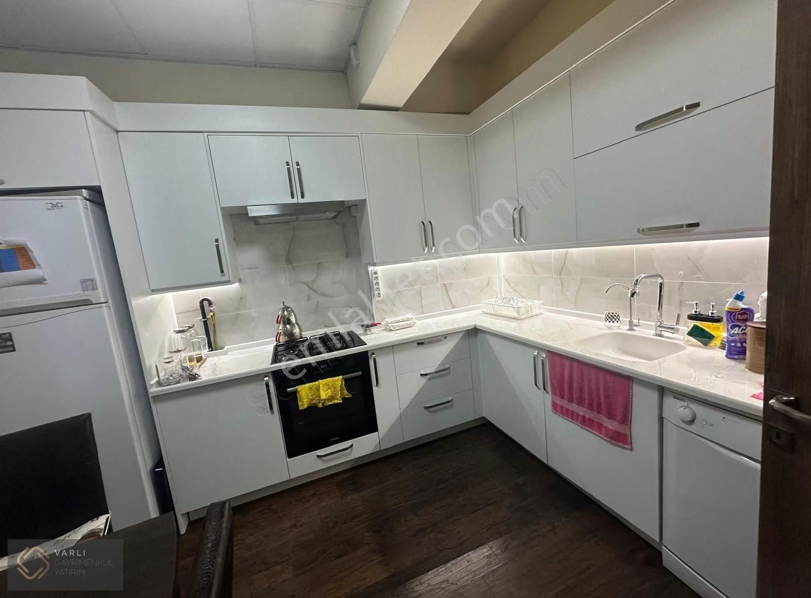 23nisan Merkezi Lokasyonda 250m2 Yatırımlık - Görsel 3