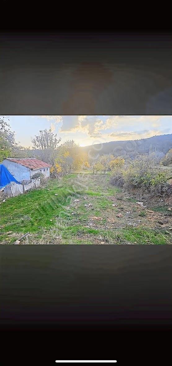 Banaz Kuşdemir Köyünde 610m2 İmar İçi Arsa