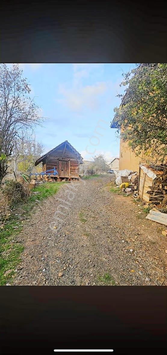 Banaz Kuşdemir Köyünde 610m2 İmar İçi Arsa - Görsel 4