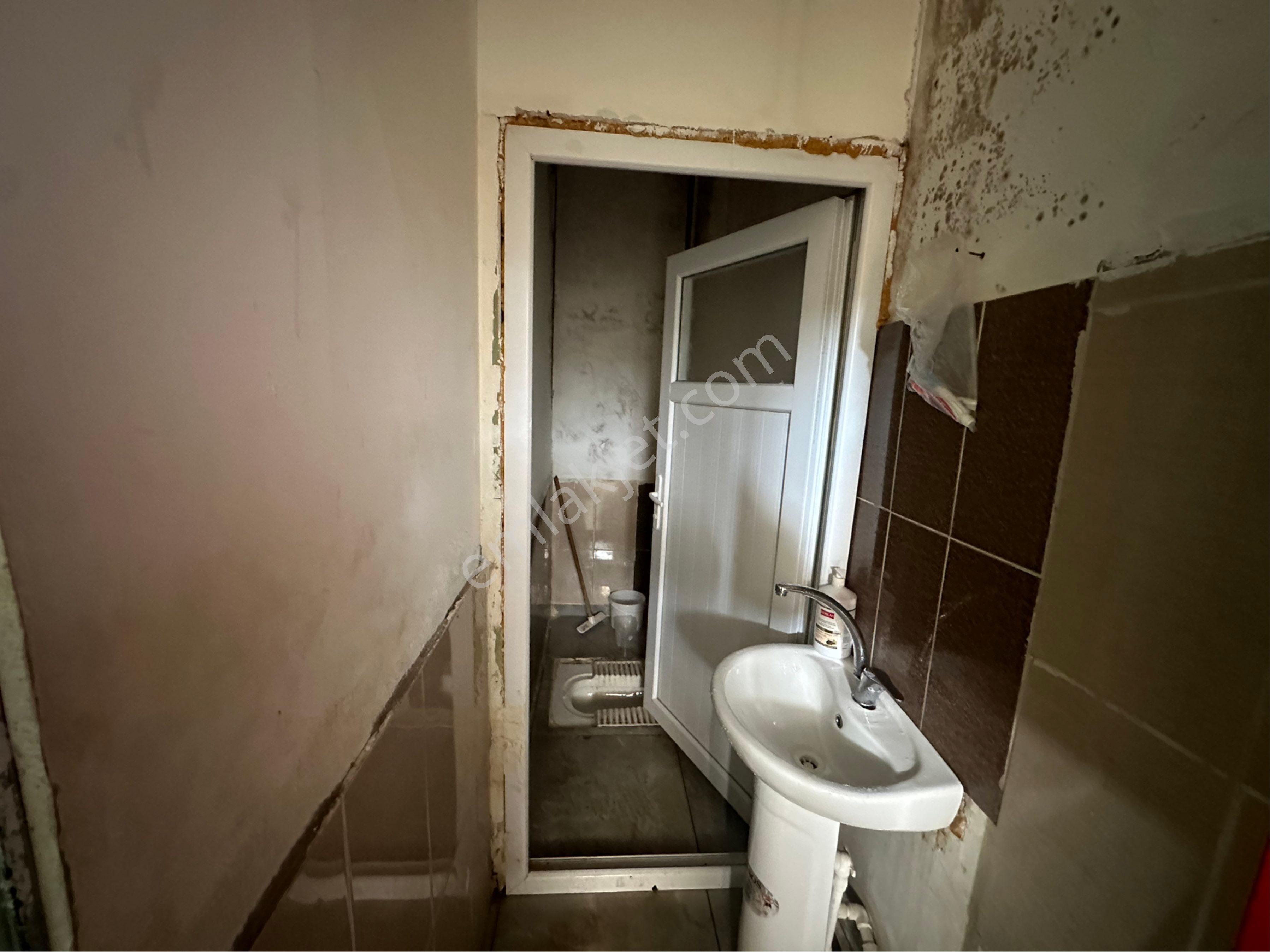 Yeşiltepe Koşu Mahallesinde 148 M2 Acil Satılık Dükkan - Görsel 7