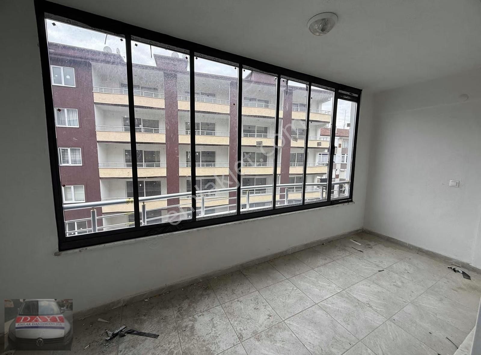 Dayı Emlaktan Yüzme Havuzlu Otoparklı Full Yapılı Satılık Daire - Görsel 5