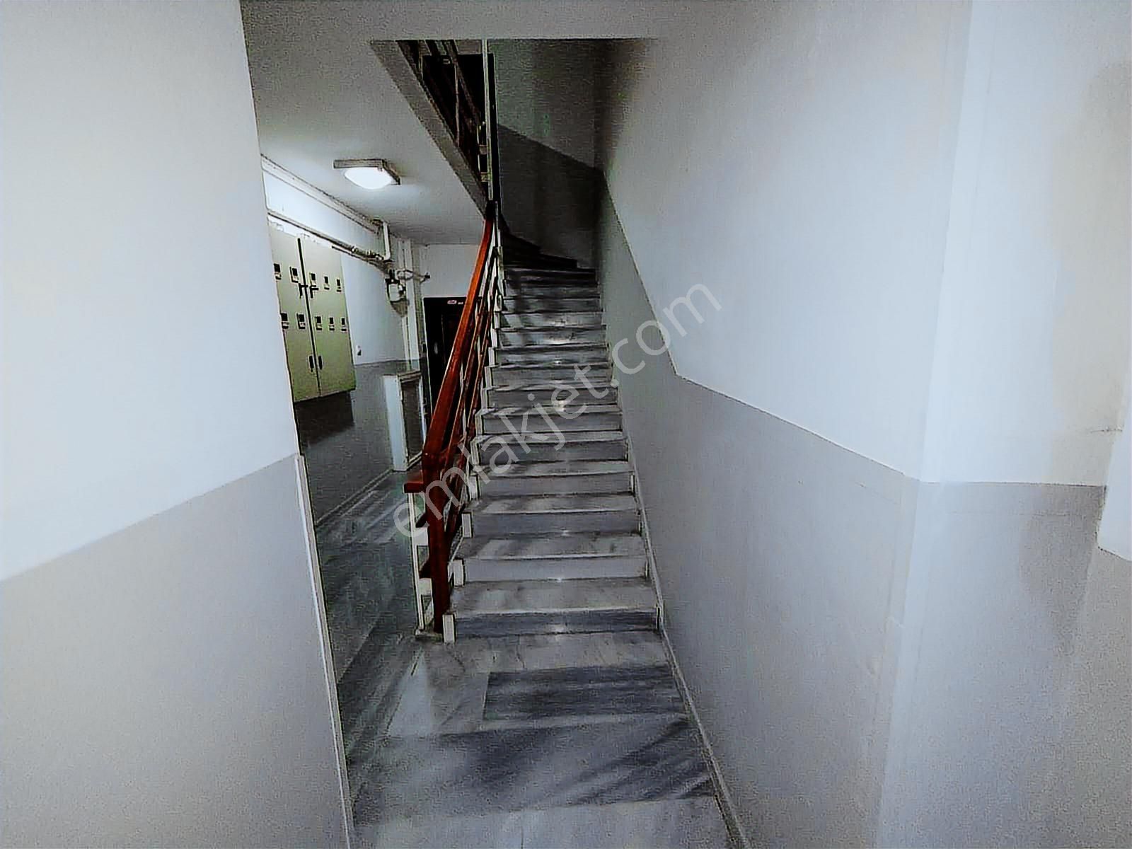 Marmaraya Metroya Yakın Üsküdar Belediyesine Komşu - Görsel 5