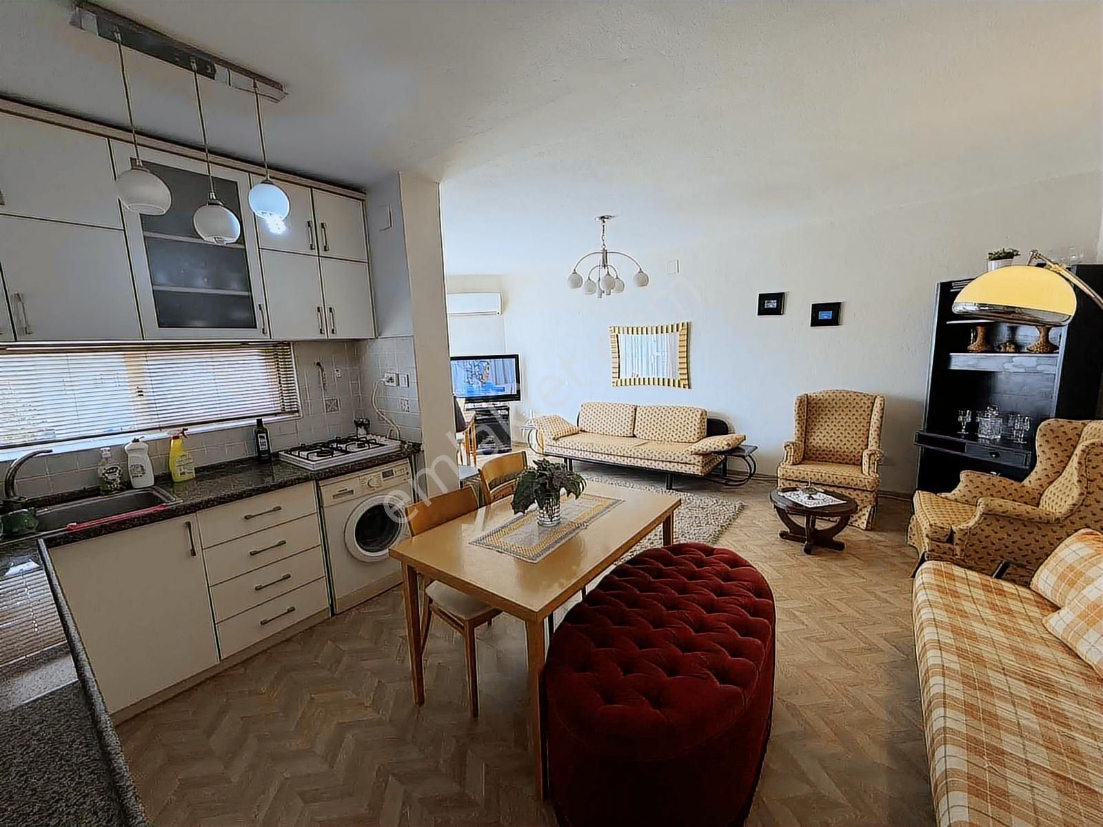 Mezitli Soli Sitesi Eşyalı Kiralık 1 + 1 Aidatsız Hazirana Kadar