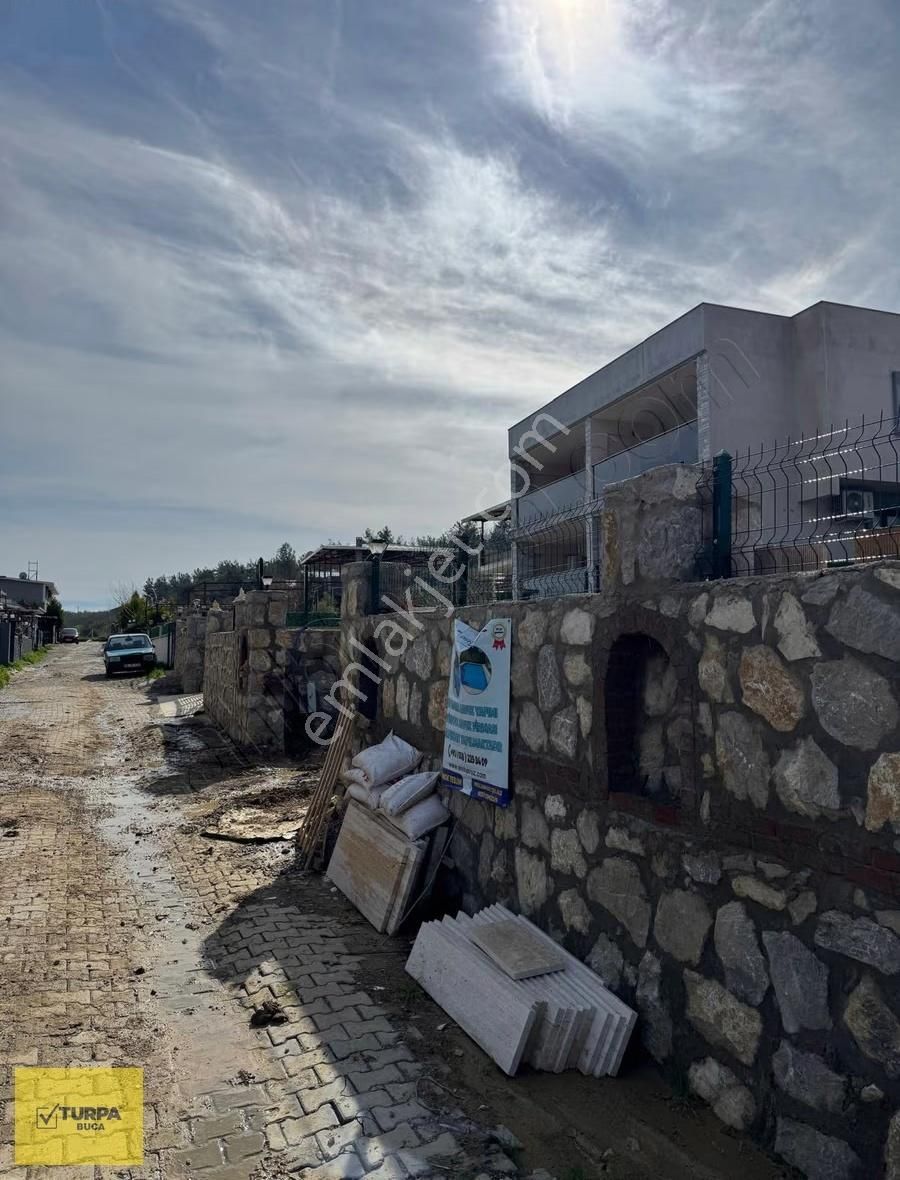 Turpa Buca'dan Kaynaklarda Site İçerisinde Hisse Tapulu Tarla - Görsel 6