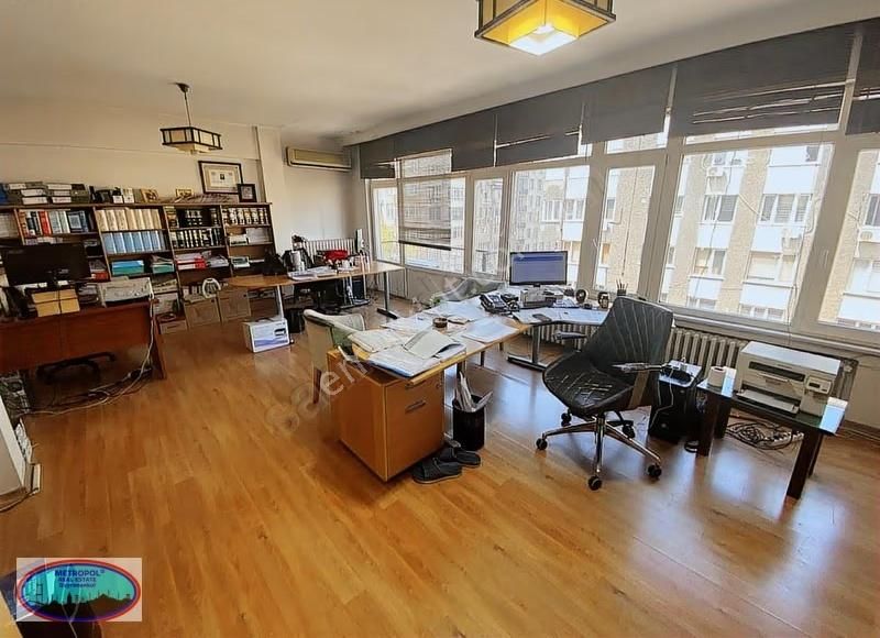 Şişli Fulya Ortaklar Cad. Bahçeler Sok. 150m2 Ofise-konuta Uygun