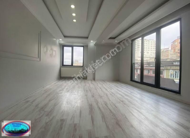 Acil Satılık Kağıthane Hürriyet Mah. Yeni Bina Kat Mülkiyetli - Görsel 30