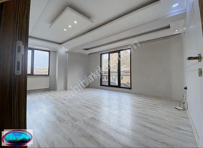 Acil Satılık Kağıthane Hürriyet Mah. Yeni Bina Kat Mülkiyetli - Görsel 8