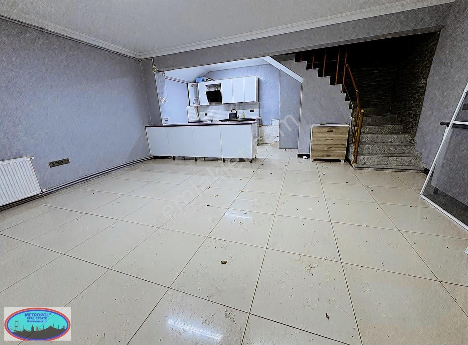 Bağcılar Kirazlı Mahallesi 250m2 Dekorasyonlu Dükkan-mağaza - Görsel 25