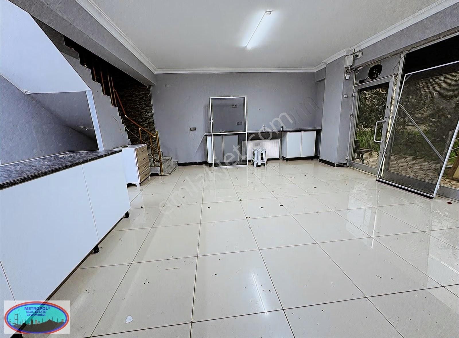 Bağcılar Kirazlı Mahallesi 250m2 Dekorasyonlu Dükkan-mağaza - Görsel 32