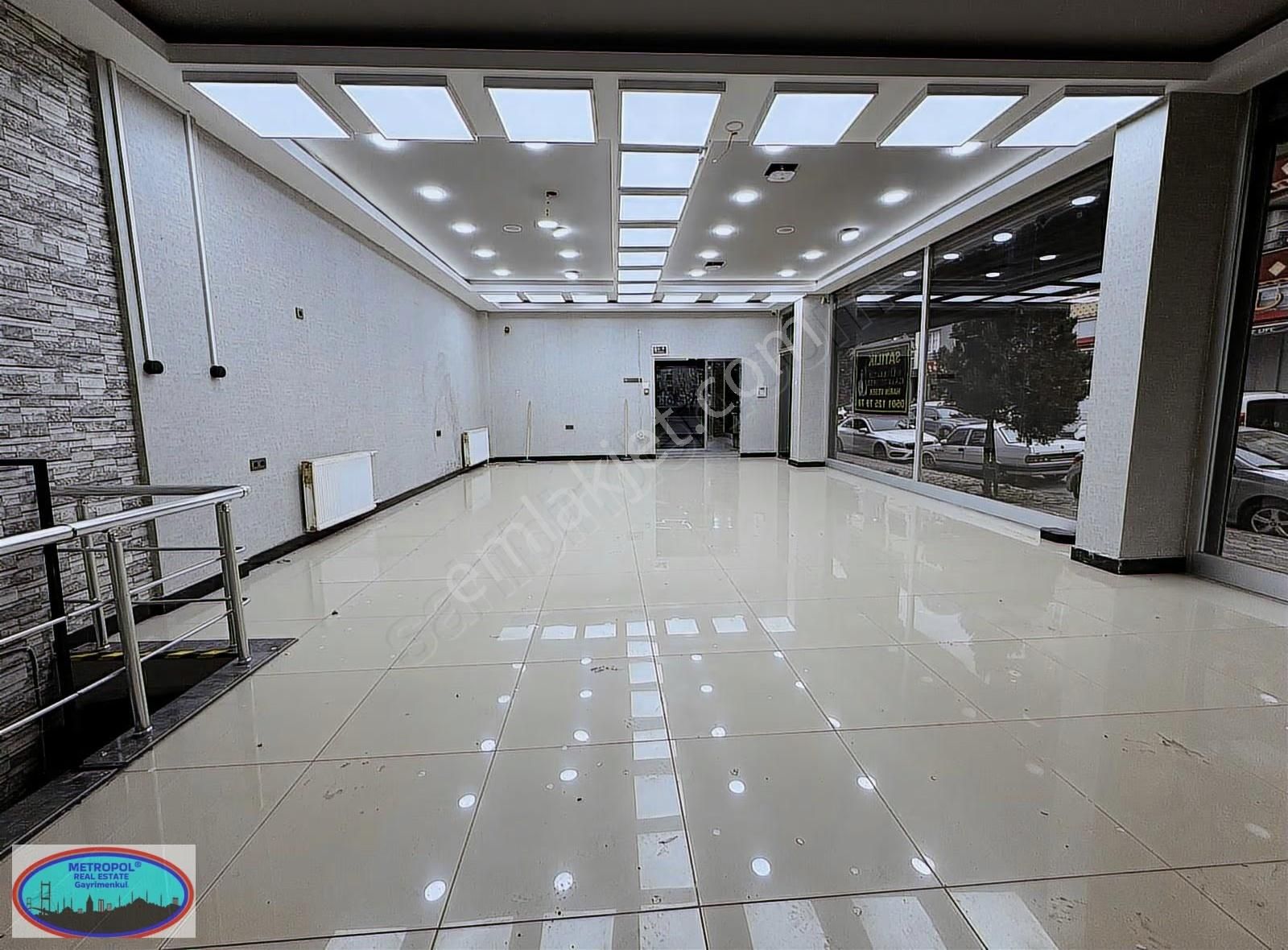 Bağcılar Kirazlı Mahallesi 250m2 Dekorasyonlu Dükkan-mağaza - Görsel 35