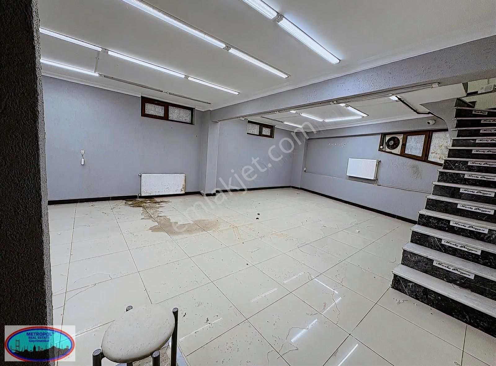 Bağcılar Kirazlı Mahallesi 250m2 Dekorasyonlu Dükkan-mağaza - Görsel 8