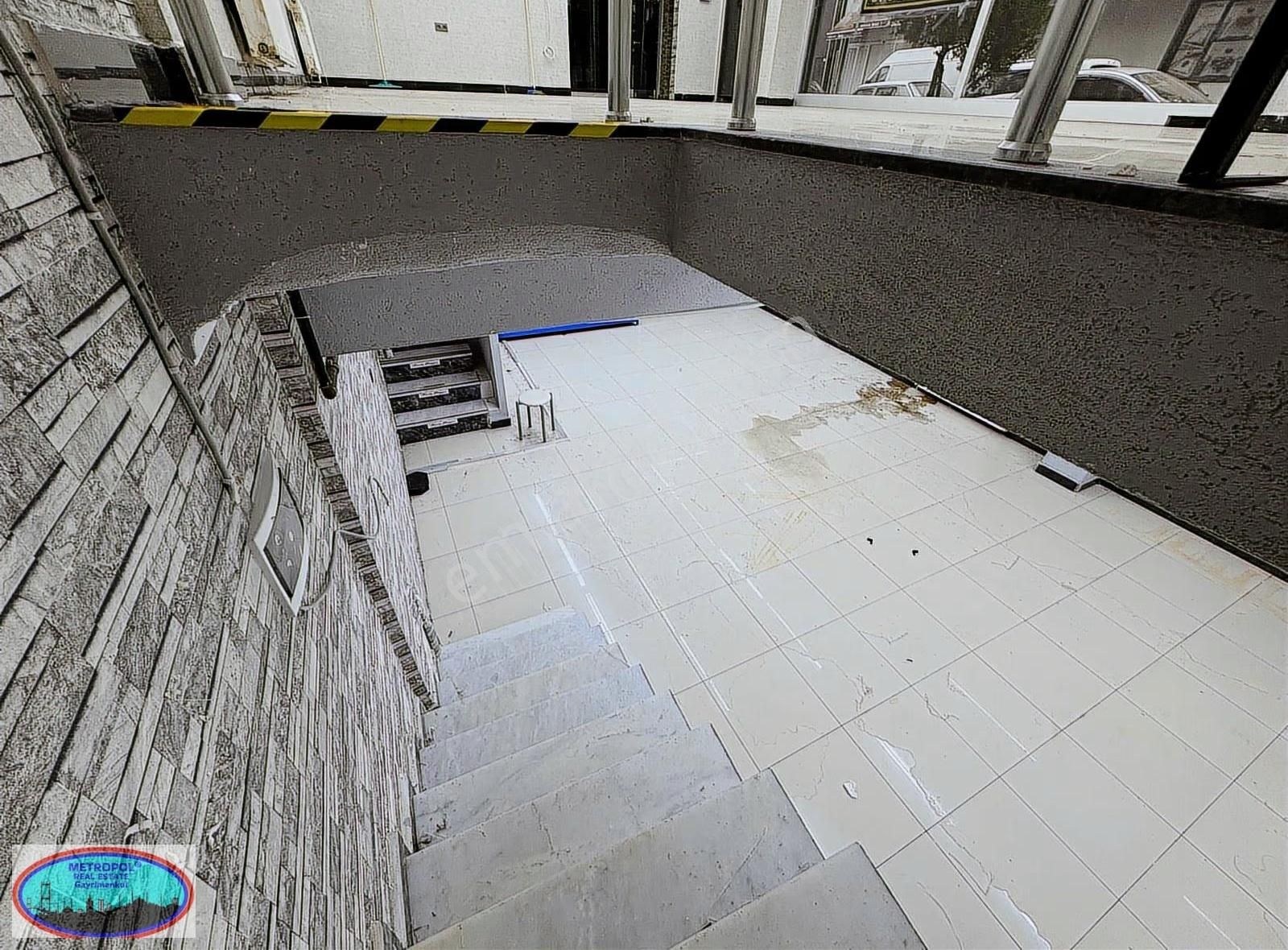 Bağcılar Kirazlı Mahallesi 250m2 Dekorasyonlu Dükkan-mağaza - Görsel 30