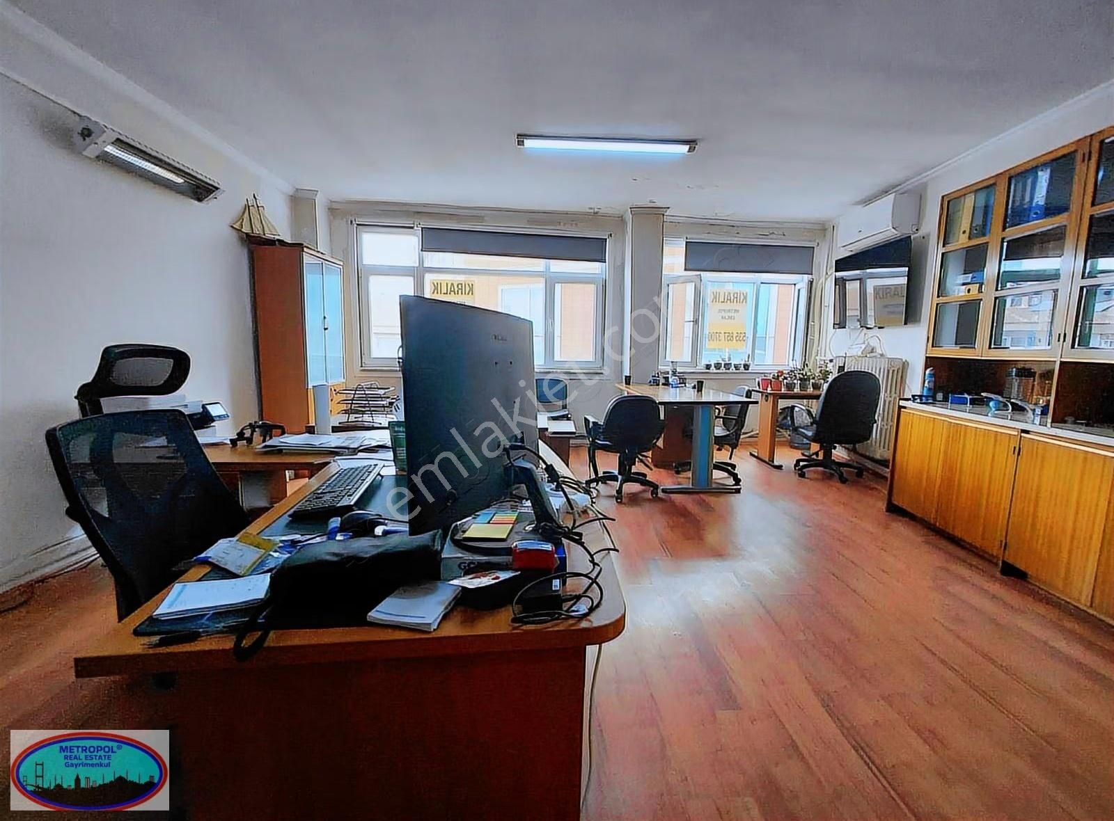 Metropol Emlaktan Selahattin Pınar Caddesinin Meydana 2 Dk.