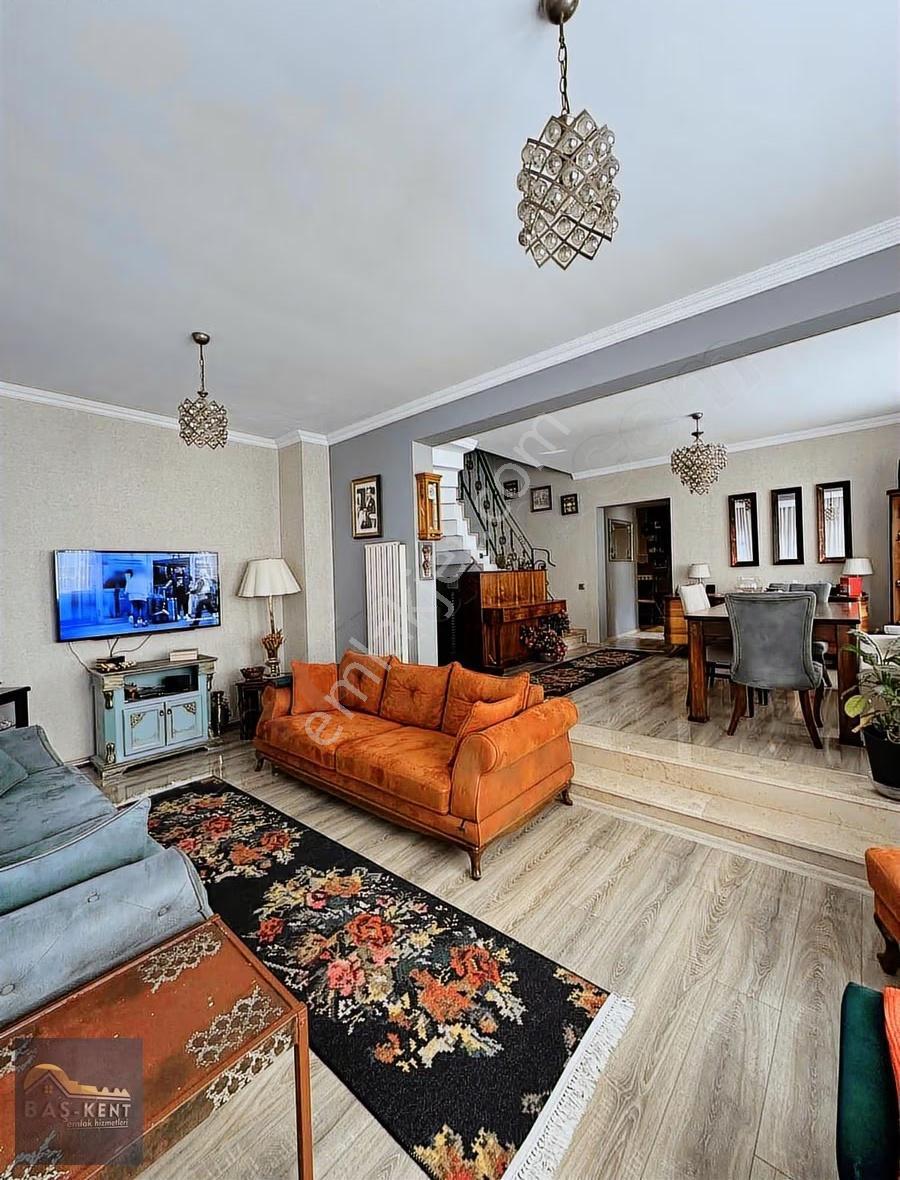 Satılık Villa Site İçersinde Müstakil Bahçeli - Görsel 3