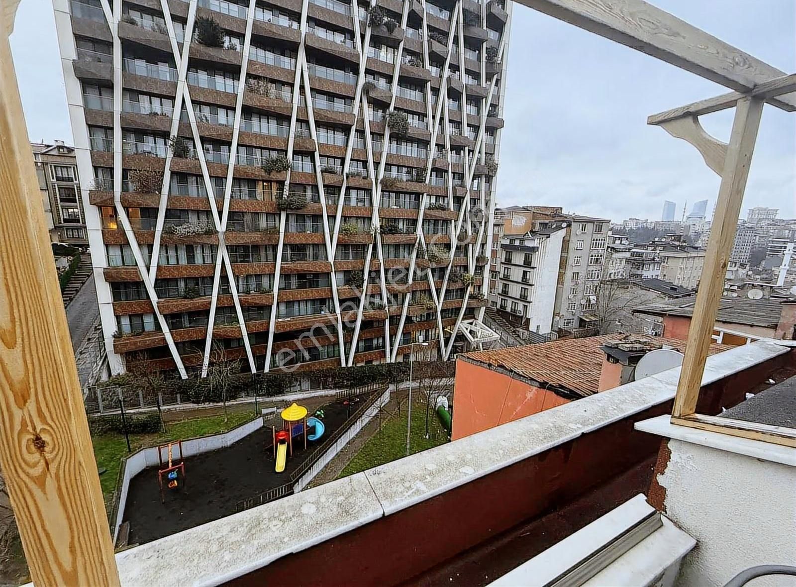 4 Levent 2+2 Dubleks Geniş Genç Bina Kat Mülkiyetli Fırsat - Görsel 13