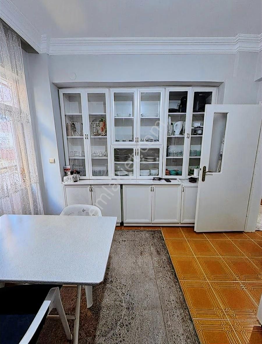 Şelale Mah.3+1 Herşeyi Ayrı Site İçi 180 M2 Geniş Daire