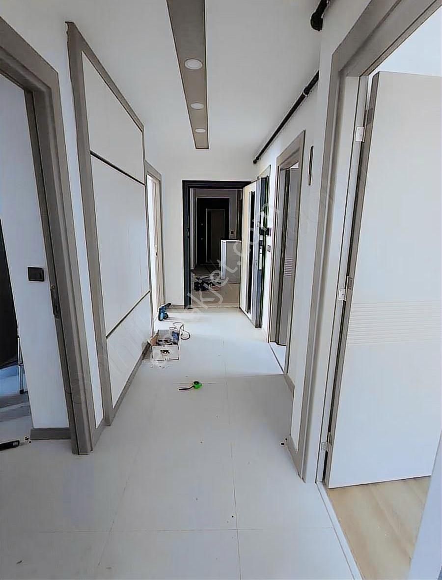 Erenköy Mah.2+1 Herşeyi Ayrı 2. Kat Doğalgazlı Sıfır Daire - Görsel 14