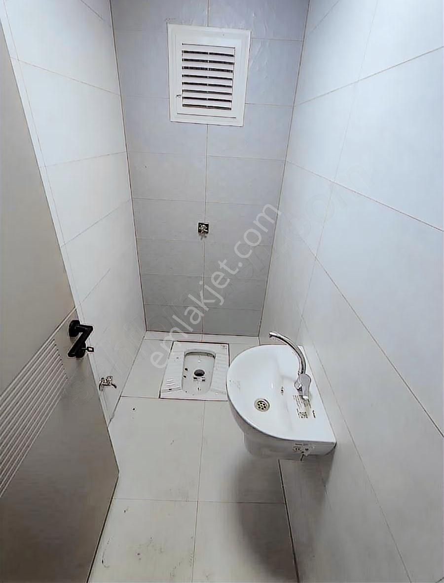 Erenköy Mah.2+1 Herşeyi Ayrı 2. Kat Doğalgazlı Sıfır Daire - Görsel 9