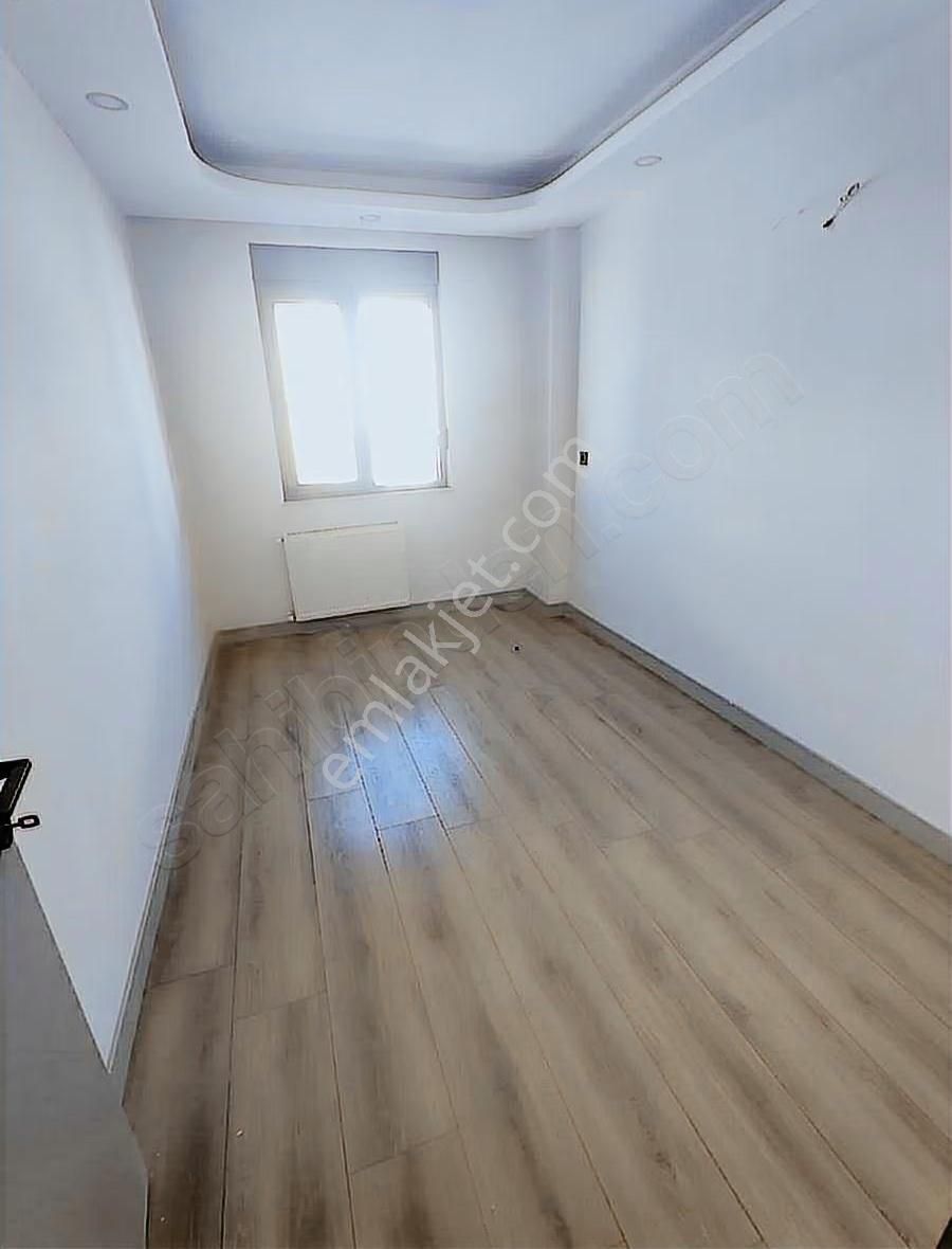 Erenköy Mah.2+1 Herşeyi Ayrı 2. Kat Doğalgazlı Sıfır Daire - Görsel 8