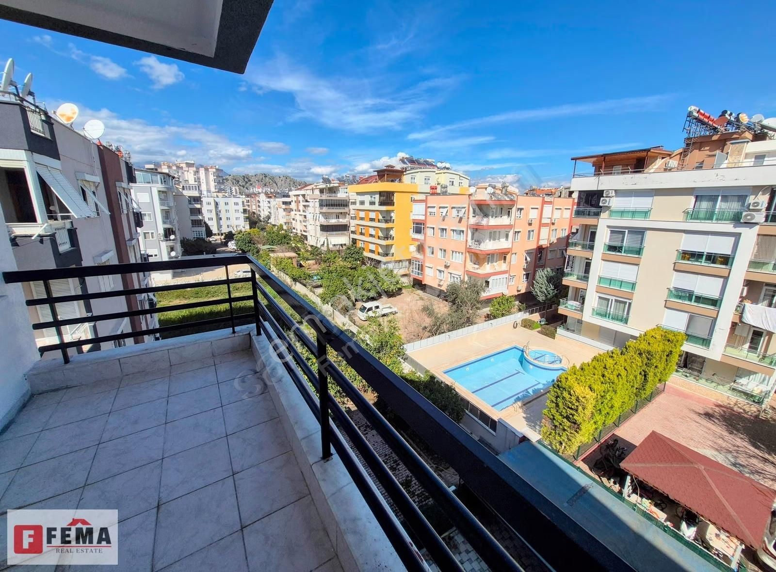 Fema'dan Sahile 800 Metre Uzaklıkta Kiralık Eşyalı 3+1- For Rent - Görsel 25