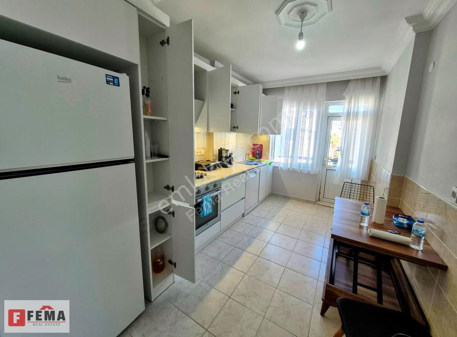 Fema'dan Sahile 800 Metre Uzaklıkta Kiralık Eşyalı 3+1- For Rent - Görsel 13
