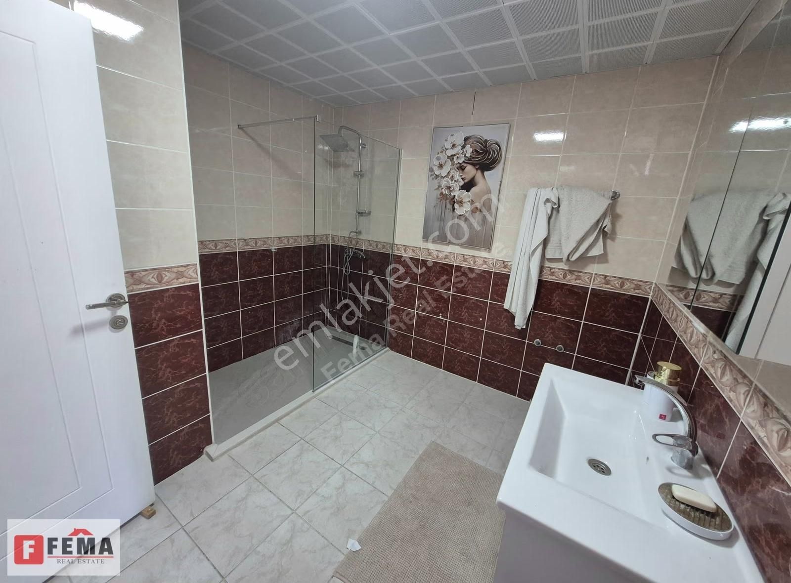 Fema'dan Sahile 800 Metre Uzaklıkta Kiralık Eşyalı 3+1- For Rent - Görsel 20