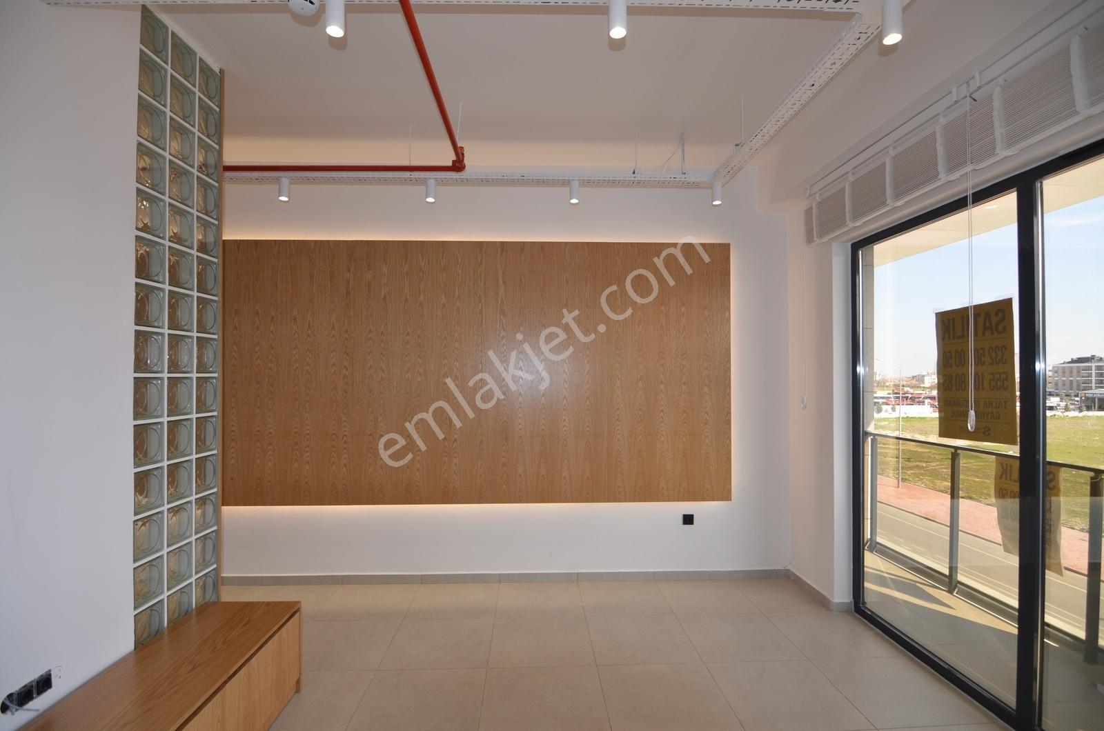 Talha Tozduman'dan Karatay Cadde Prime'da 1+0 Tasarımlı Ofis - Görsel 27
