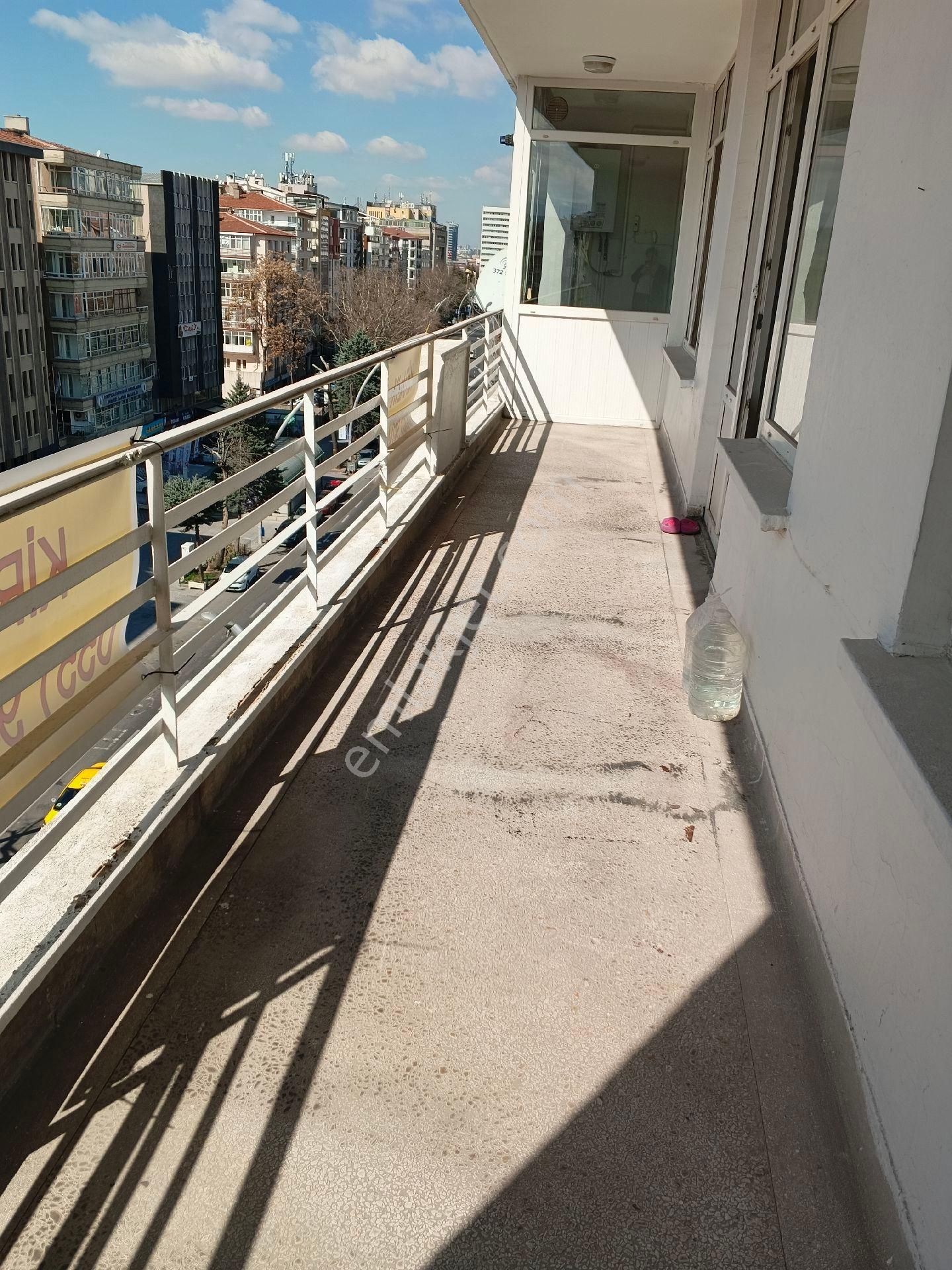 Gmk Yht Gar Bitişiği Eşyalı Õn Cephe 6. Kat Kombili Asansörlü - Görsel 8