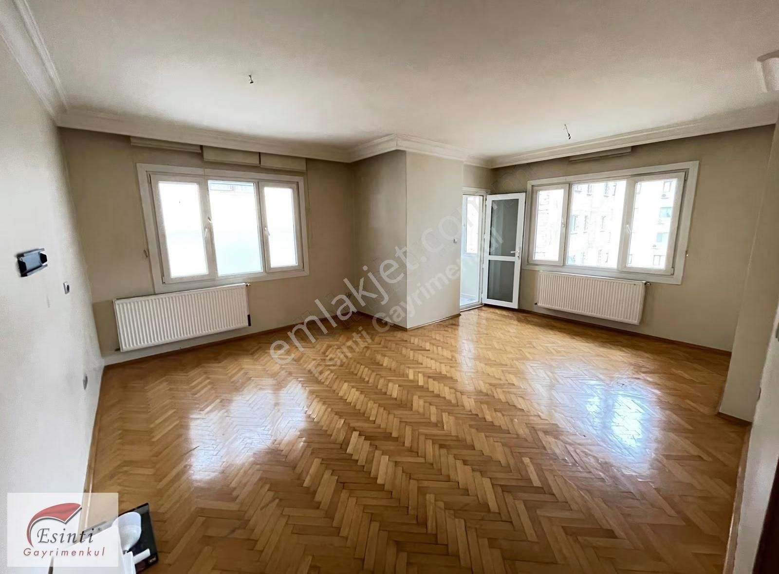 Ataşehir İnönü'de Metroya Ve Brandıum Avm Yakın Konumda 2+1