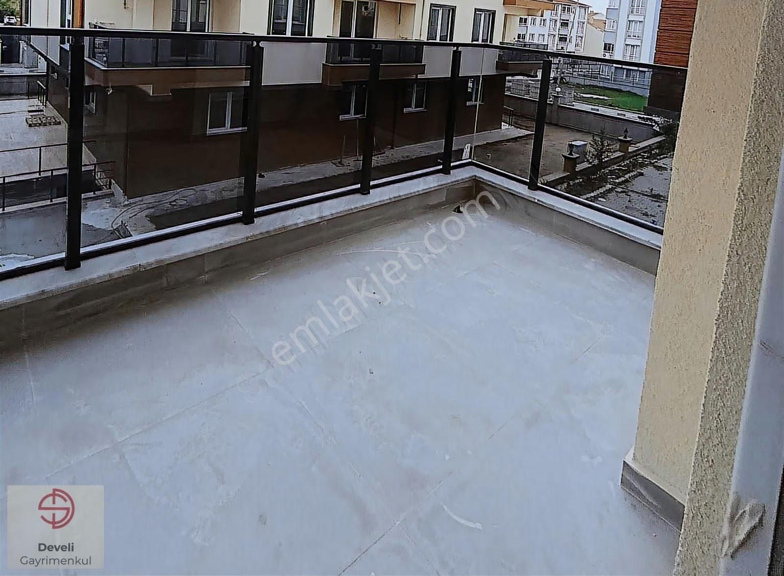 Satılık 1+1 Havuzlu Kapalı Otoparklı Geniş Sıfır Daire - Görsel 3