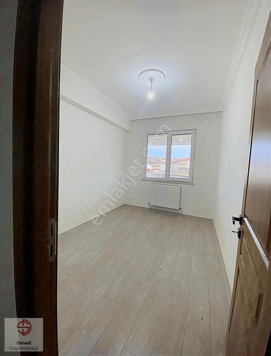 Rumeli'de Havuzlu Sitede 3+1!!! - Görsel 5